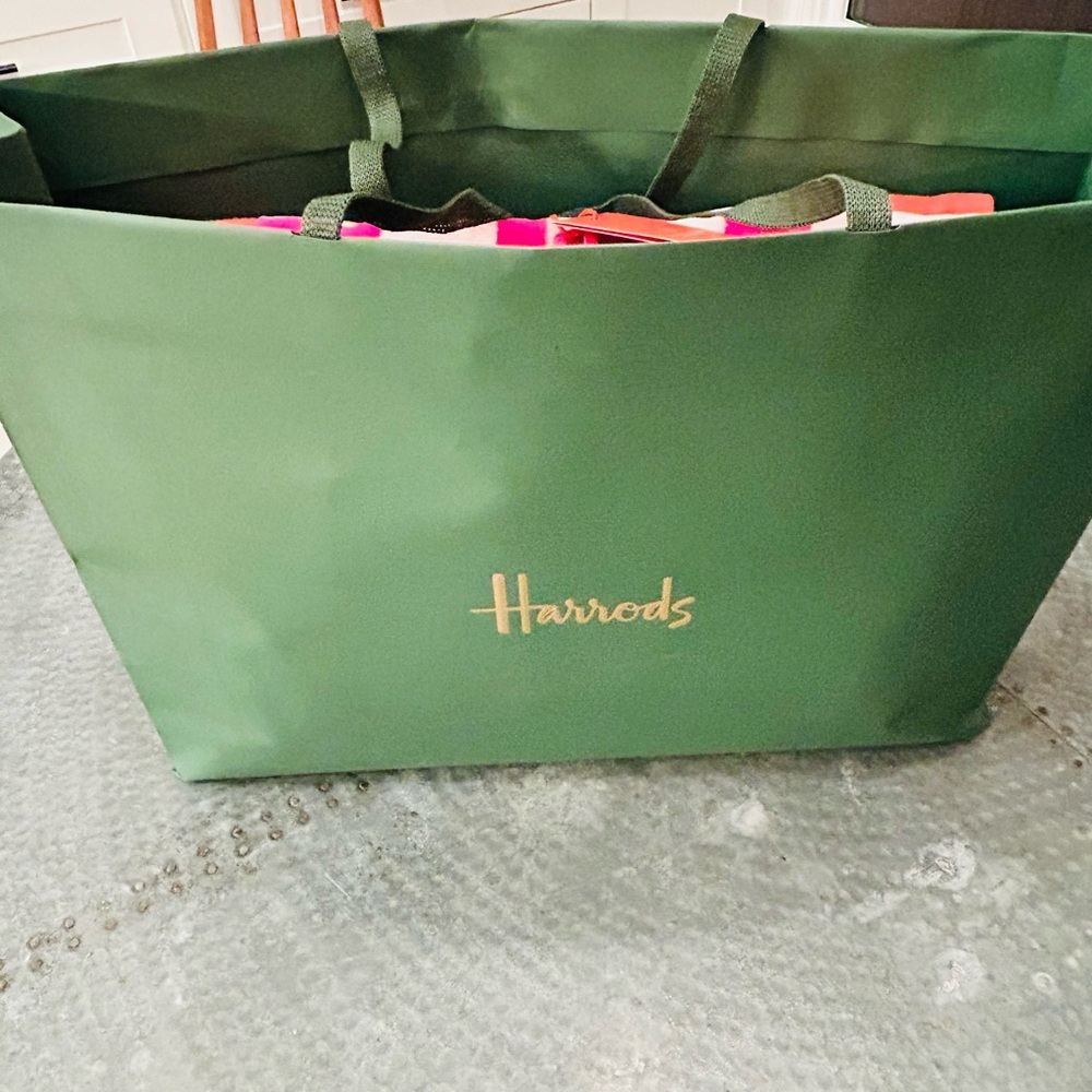 NWT Harrods Pink and Orange Striped beach and bath Towels with Harrods bag - Picture 12 of 15
